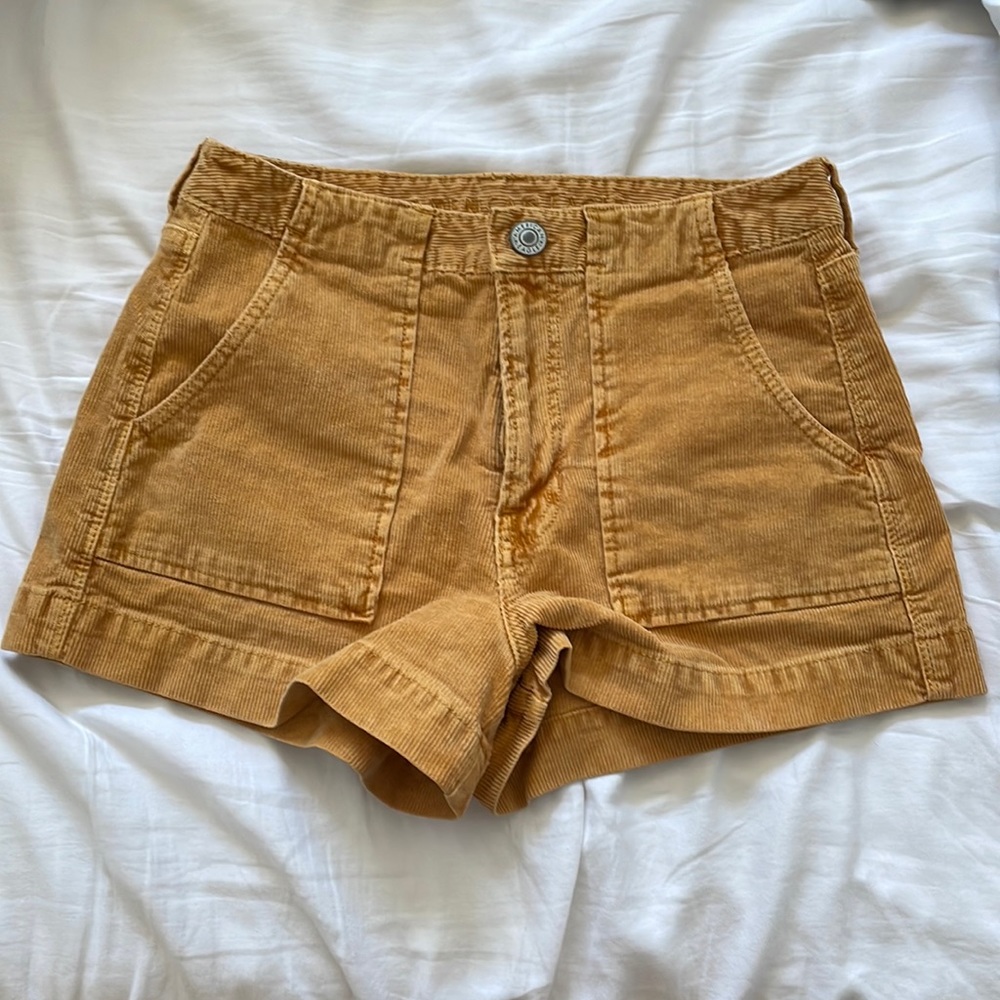 American eagle corduroy shorts
